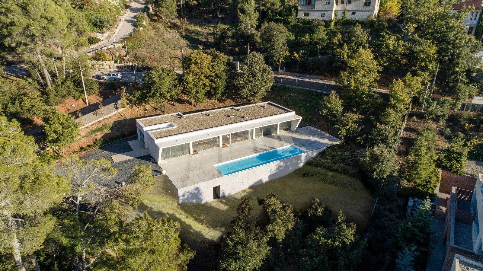 01.casas modernas de hormigon vista aerea 2